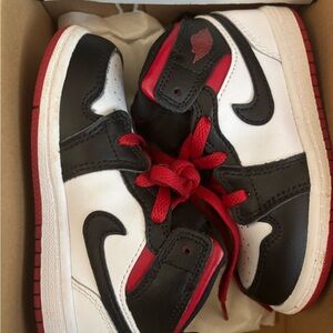 Jordan Kids Black and Red Sneakers